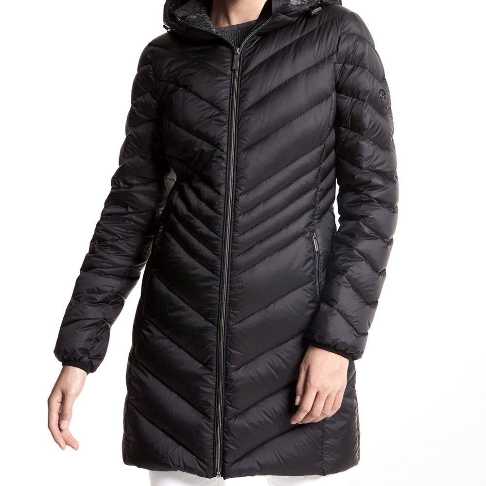MICHAEL MICHAEL KORS
Quilted Nylon Packable Puffer Coat